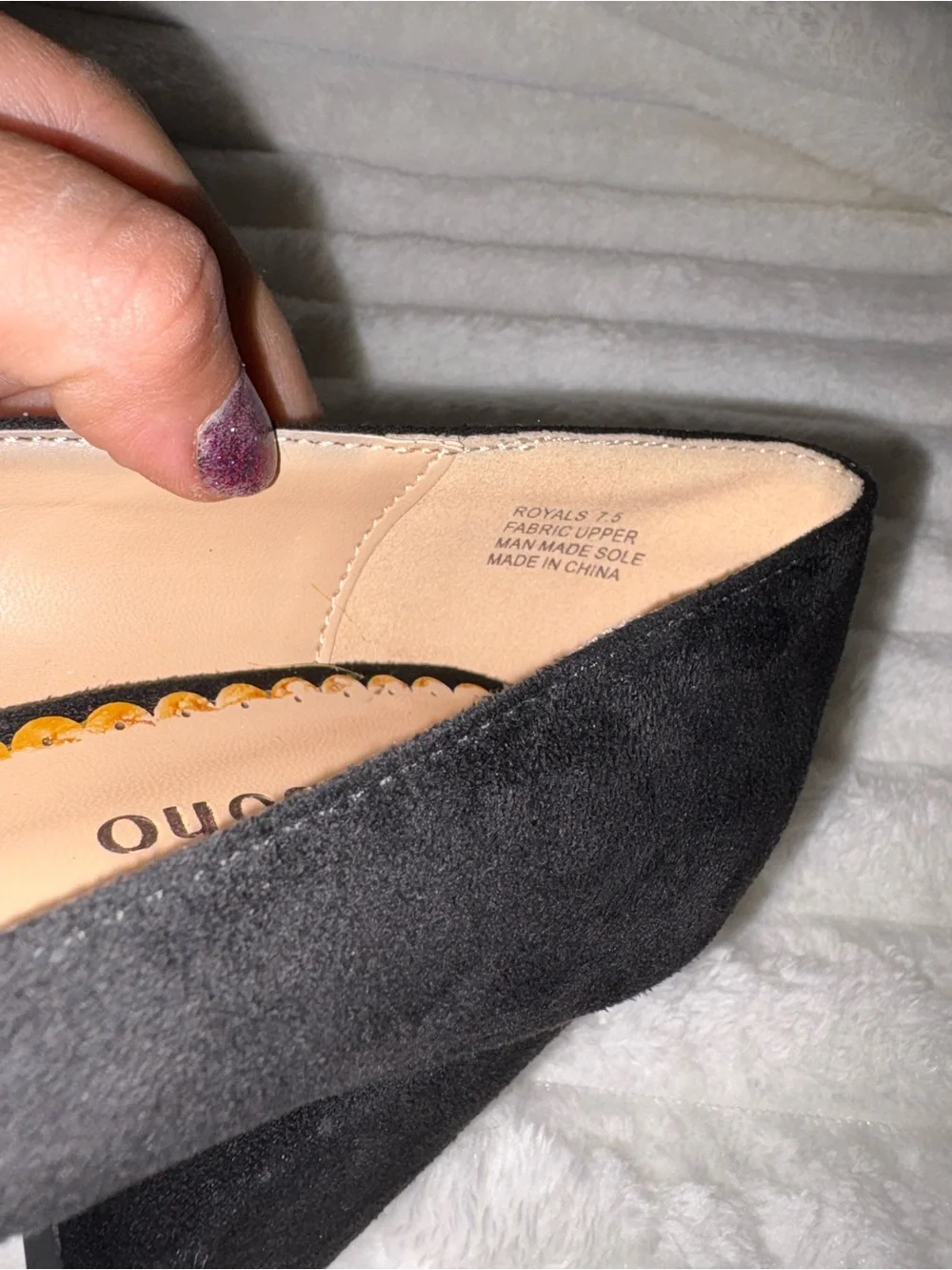 Zigi Soho Black Faux Suede Pointed Toe Heels 7.5M